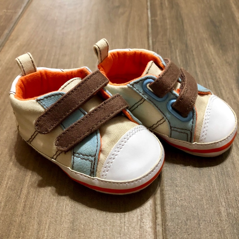 Baby GAP soft sole shoes